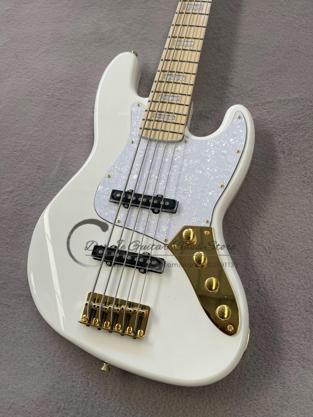 5-strunowy biały bas, złota mo – Bass Guitar Fretless recenzja i cena