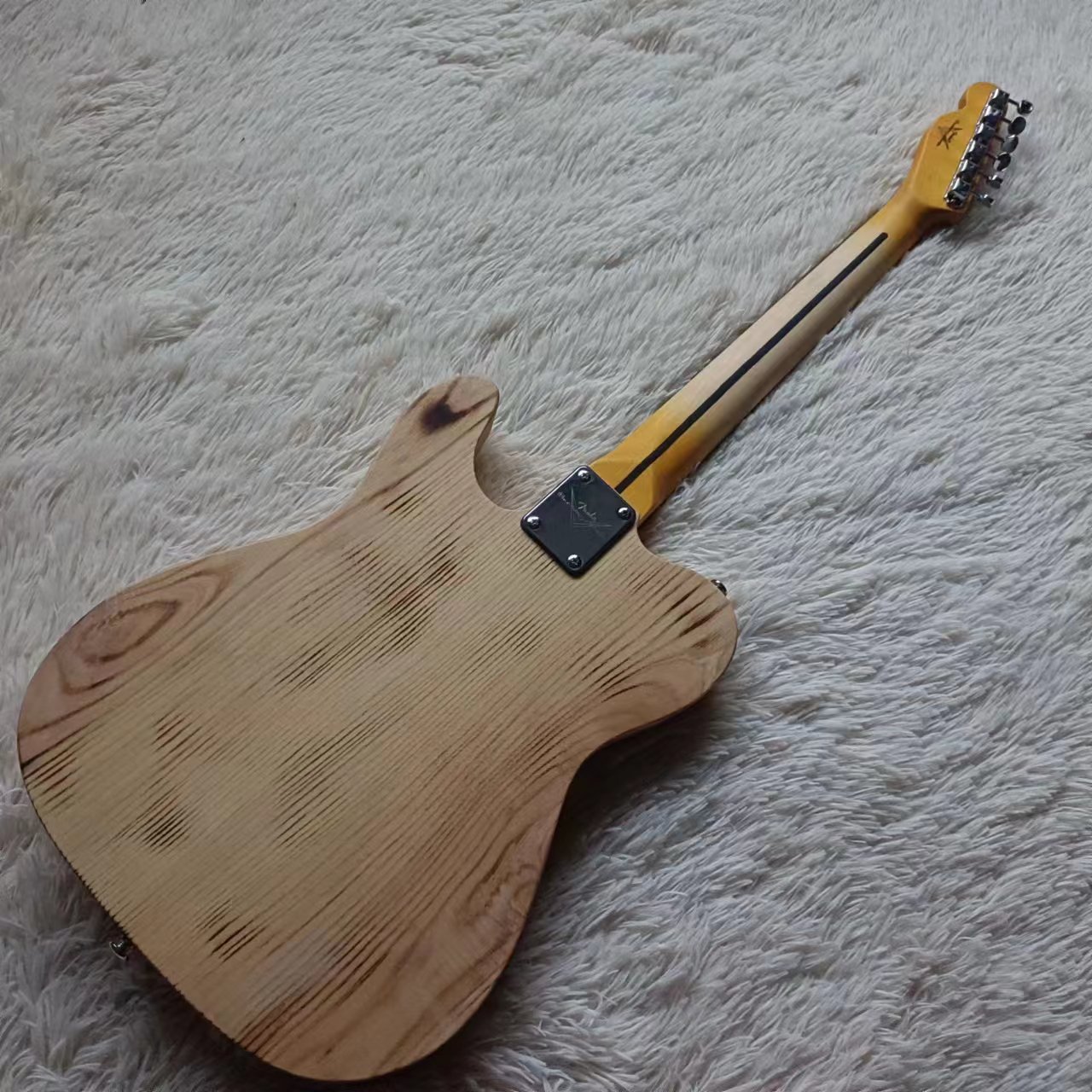 Chińska fabryka produkuje 6-st – Bass Guitar Fretless recenzja i cena
