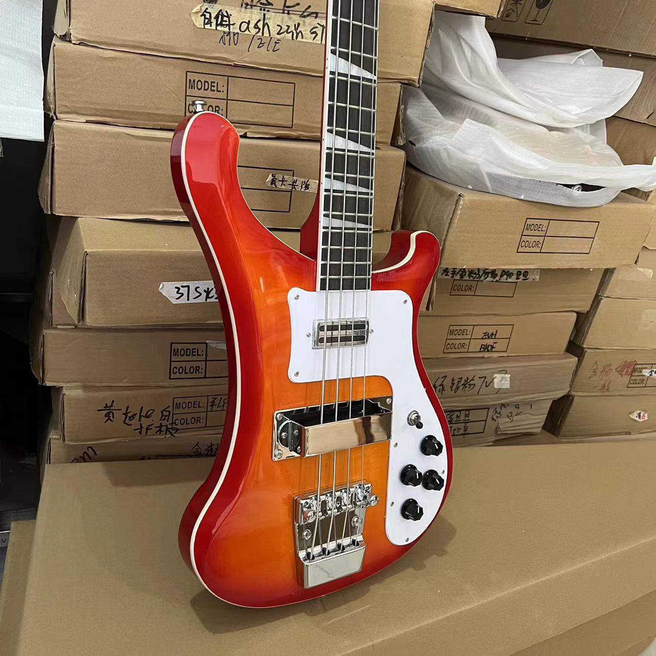 Nowa gitara basowa 2026, Cherr – Bass Guitar Fretless recenzja i cena